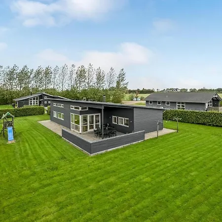 Amazing In Haderslev With Sauna * Arosund
