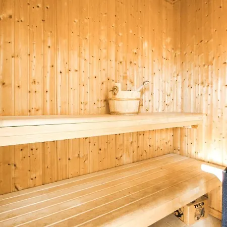 Casa de Férias Amazing Home In Haderslev With Sauna